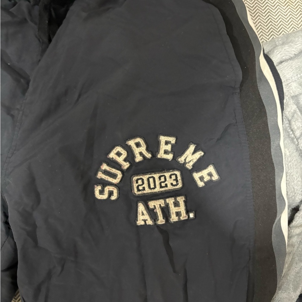 USED - Picture 4 of 8